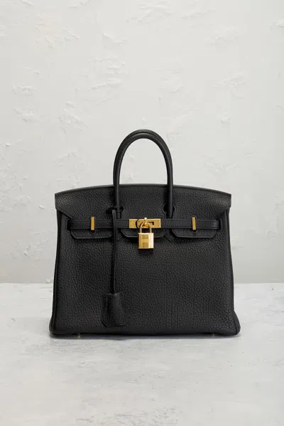 Pre-owned Hermes Togo Birkin 25 Handbag In Black