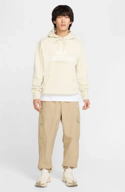 Nike Club Woven Cargo Pants In Brown