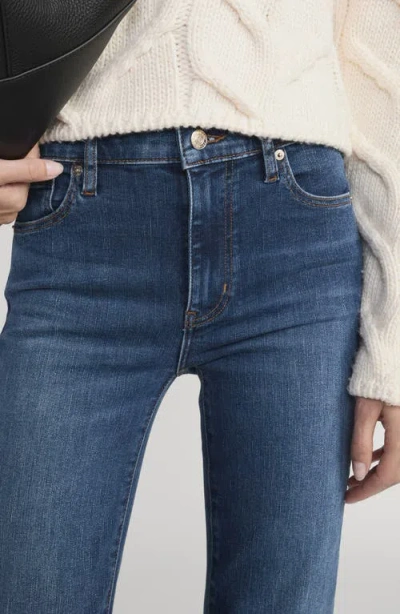 Frame The Icon Flared Jeans In Blue