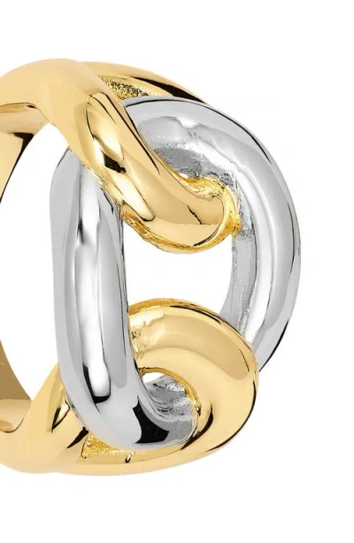 Athra Luxe Sculpted Link Ring In Gold