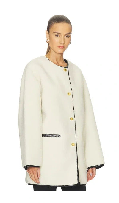 Tularosa Kelly Coat In White