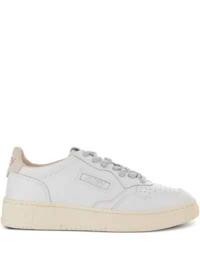 Autry Medialist Low Leather Sneakers In White