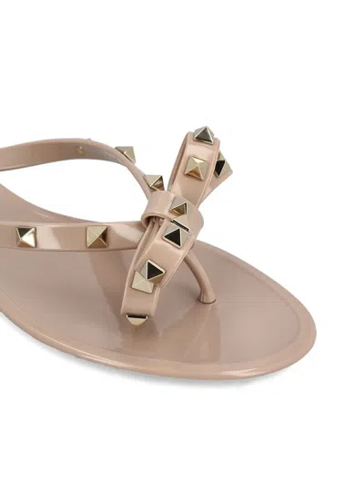 Valentino Powdery Rockstud Low Sandal In Neutral