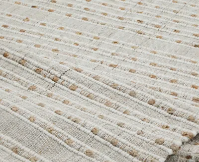 Obeetee Sona Textured 7'9"x9'9" Area Rug In White