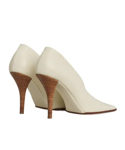 Alaïa Elegant 90mm Pumps In White