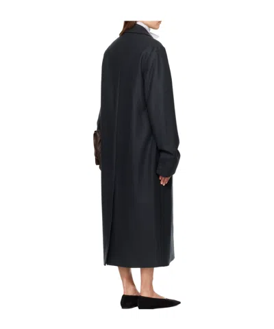 Rier Loden Wool Coat In Black
