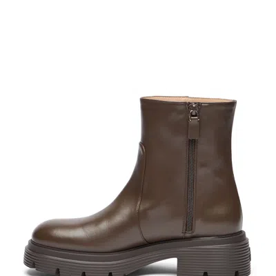 Stuart Weitzman Hudson Lite Zip Bootie In Brown