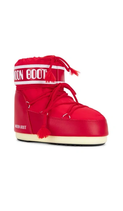 Moon Boot Round-toed Ankle Boots In Red