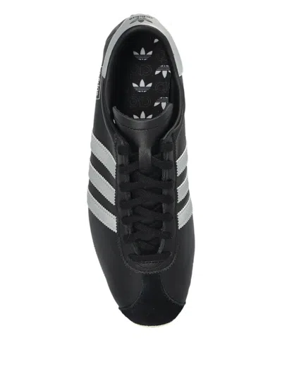 Adidas Originals Originals Paris Logo-detail Sneakers In Black