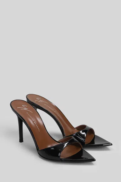 Giuseppe Zanotti Intriigo Strap 90 Sandals In Black Patent Leather In Multi