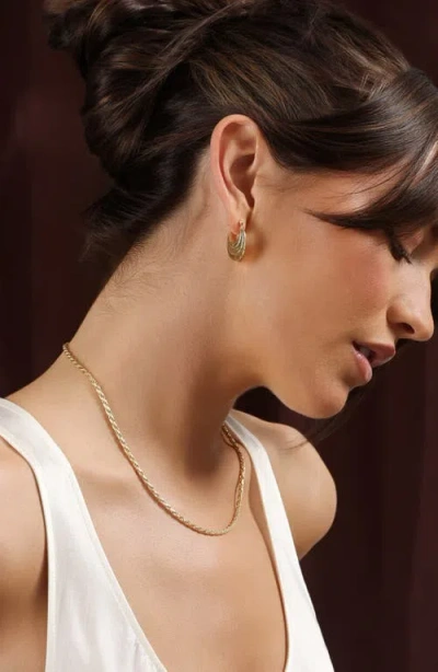 Athra Luxe Round 3d Hoop Earrings In Gold