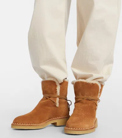 Aquazzura Megeve Lace-detailed Suede Shearling-lined Ankle Boots In Brown