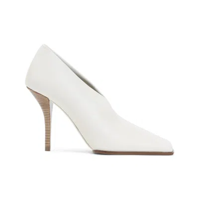 Alaïa Elegant 90mm Pumps In White
