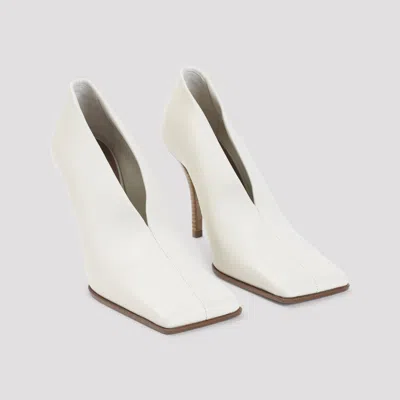 Alaïa Elegant 90mm Pumps In White