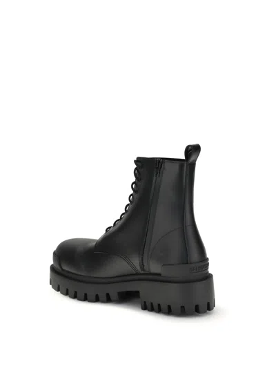 Balenciaga Leather Boots With Maxi Rubber Sole In Black