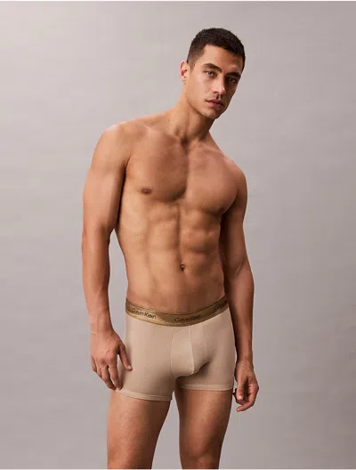 Calvin Klein Icon Holiday Stretch Cotton Boxer Briefs In Neutral