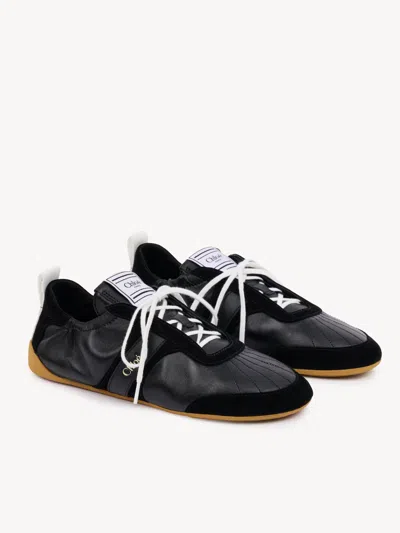 Chloé Kick Logo Detailed Low-top Sneakers In Black