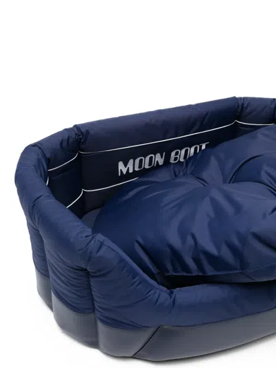 Moon Boot Laced Pet Bed In Blue