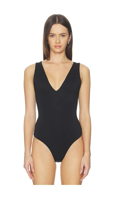Good American Sculpting Deep V Bodysuit In Black