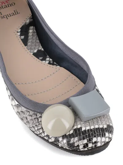 Dove Nuotano Gli Squali Becky Snake-print Appliqué Ballet Flats In Gray