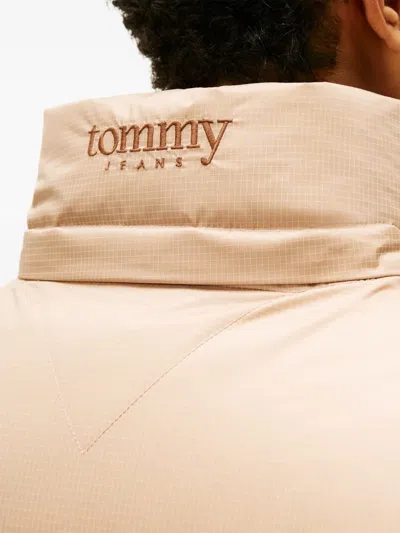 Tommy Jeans Padded Zip-fastening Jacket In Neutral