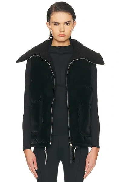 Varley Evie Puffer Vest In Black