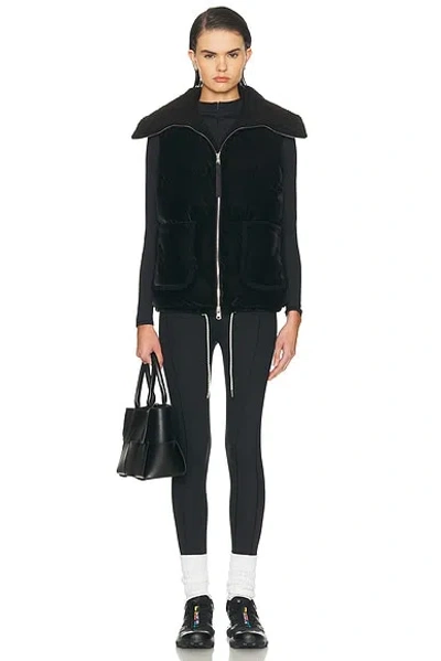 Varley Evie Puffer Vest In Black