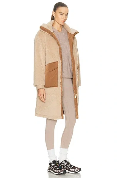 Varley Theia Reversible Coat In Brown