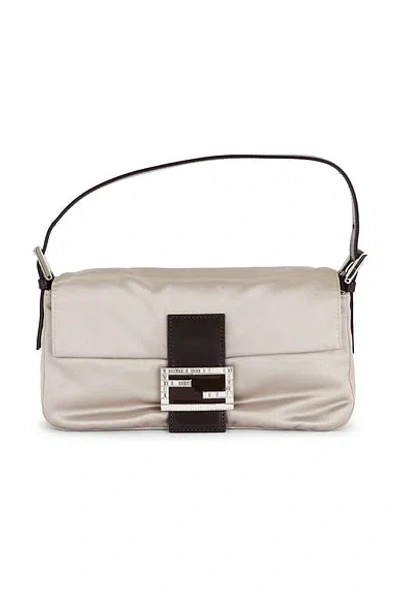 Pre-owned Fendi Satin Baguette Shoulder Bag In White