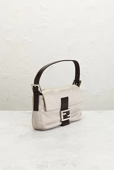 Pre-owned Fendi Satin Baguette Shoulder Bag In White