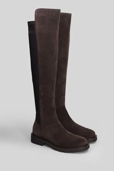 Carmens Brit Stretch Low Heels Boots In Brown