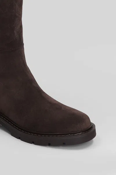 Carmens Brit Stretch Low Heels Boots In Brown