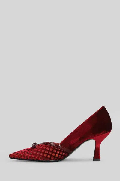 Isabel Ferranti Pumps In Red