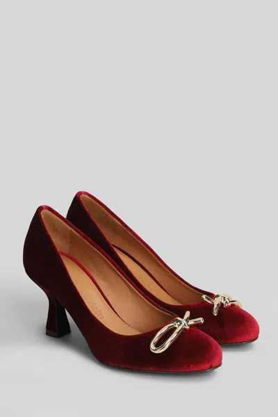 Isabel Ferranti Buckle-detail Pumps In Red