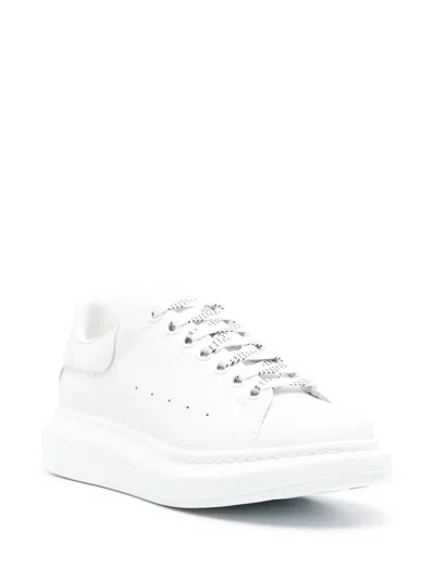 Alexander Mcqueen White Calf Skin Sneaker In White