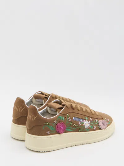 Autry Dallas Low Suede Embellished Sneakers In Brown