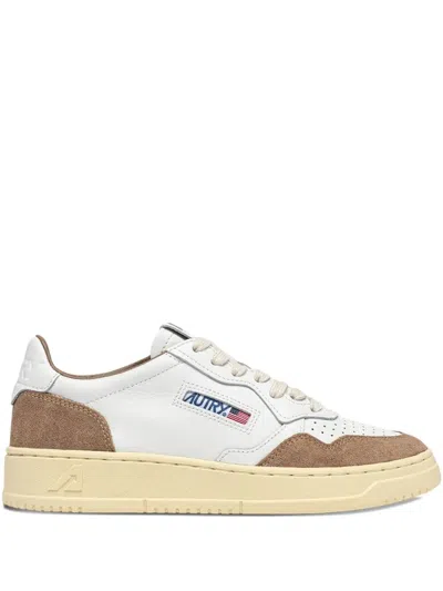 Autry Medalist Low Leather Sneakers In White And Antil Suede In Brown