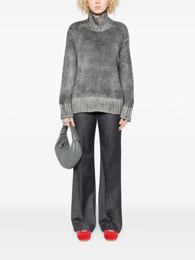 Avant Toi Cashmere Turtle-neck Jumper In Gray