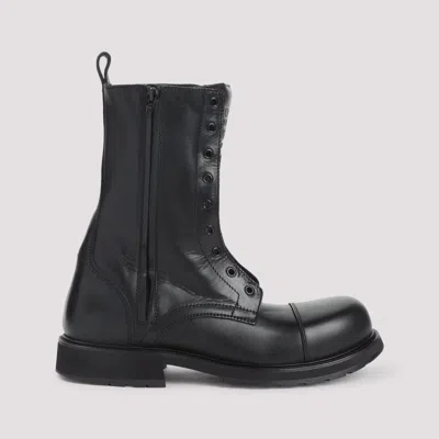Balenciaga Rugged Leather Ankle Boots With Chunky Sole In Black