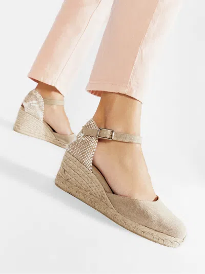 Castaã±er Bianca Raffia Wedge Espadrilles In Neutral