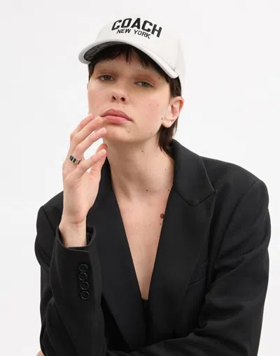 Coach Embroidered Logo Trucker Hat Cap In White