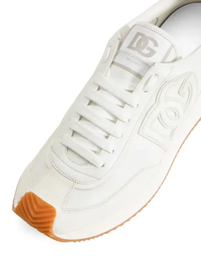 Dolce & Gabbana Men White Low Top Sneakers With Logo Patch On Tongue And Side In Leather Man