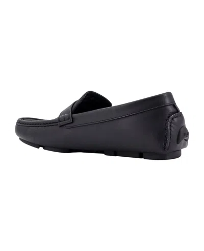 Fendi Round Toe Textured Leather Loafers In Black