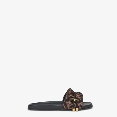 Fendi Feel Slide Fussbett In Animal Print