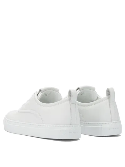 Givenchy Stylish Sneakers With Pull Tab And Round Toe In White