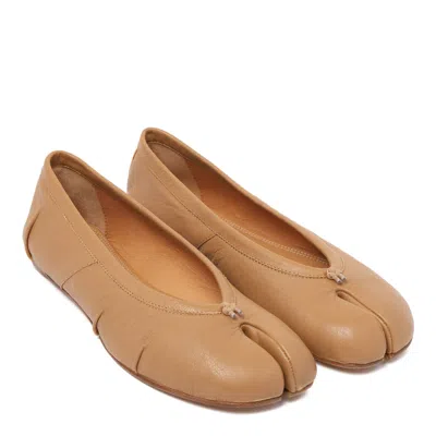 Maison Margiela Tabi New Beige Leather Ballet Flats In Brown