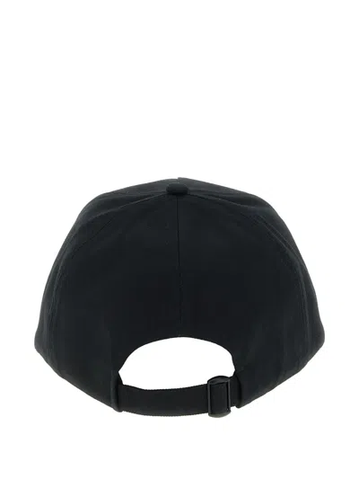 Moncler Logo-patch Adjustable Baseball Cap In Black