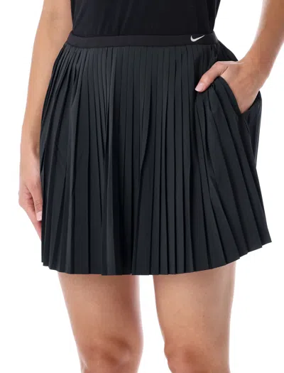 Nike Pleated Mid-rise Skirt