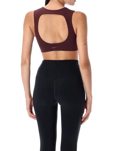 Nike Zenvy Sports Bra In Brown