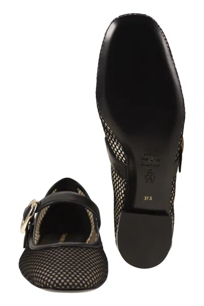 Stuart Weitzman Black Lamb Leather Heel In Black